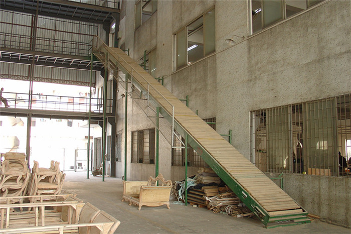 隔闆輸送機